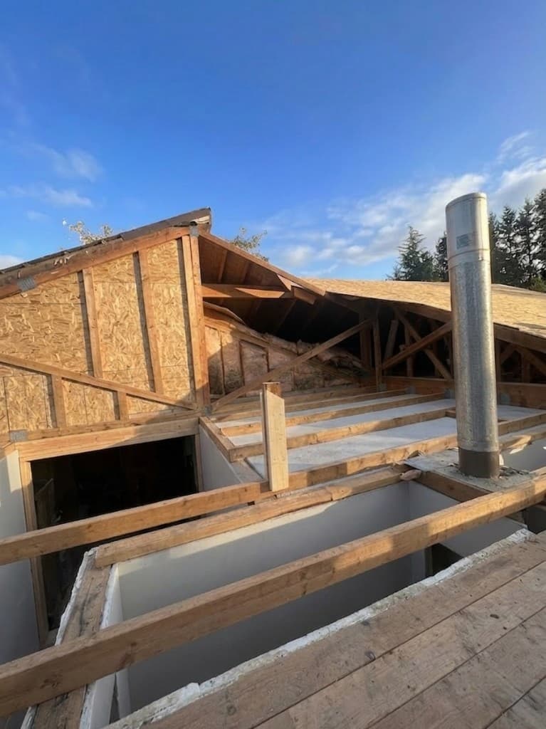 Roof trusses and OSB sheathing on a residential home under construction